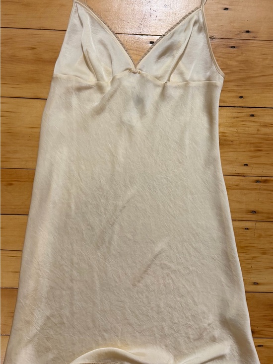 Wilfred Other - Silky light yellow Slip Dress NWT